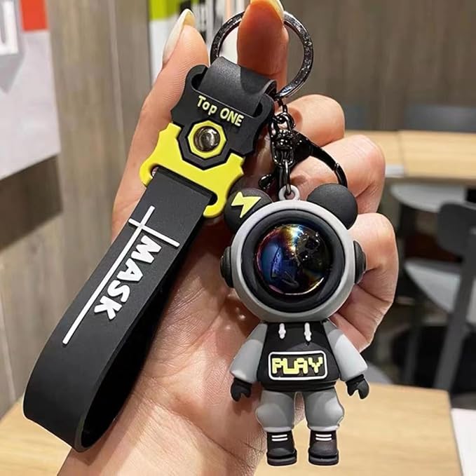 SPACE ASTRONAUT KEYCHAIN